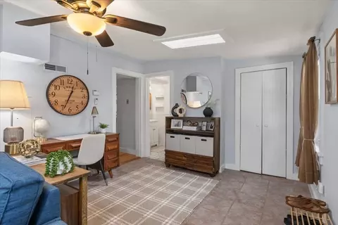 Entry Way - 1 Nelson St #C, Upton, MA 01568 photo 1 of 2