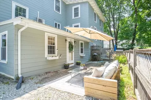 1 Nelson St #C, Upton, MA 01568