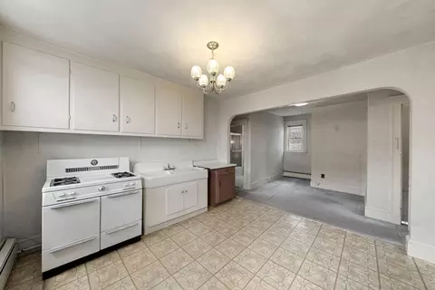 562 Broadway, Everett, MA 02149 photo 35