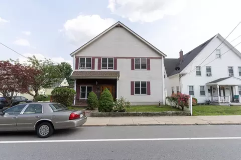 135 Main St, Blackstone, MA 01504