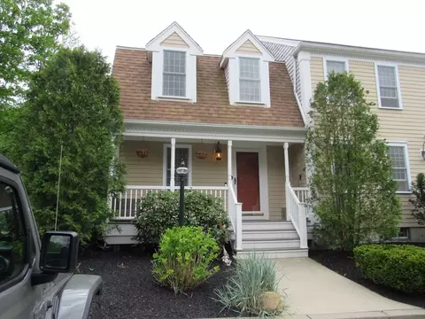 77 Evergreen St #77, Kingston, MA 02364