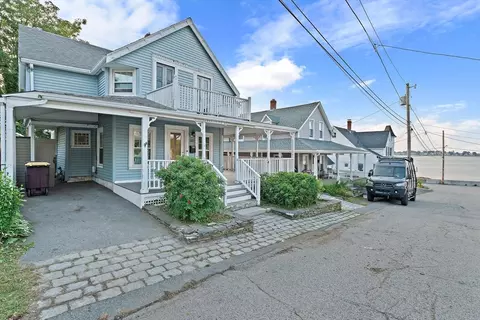 60 Holbrook Rd, Weymouth, MA 02191