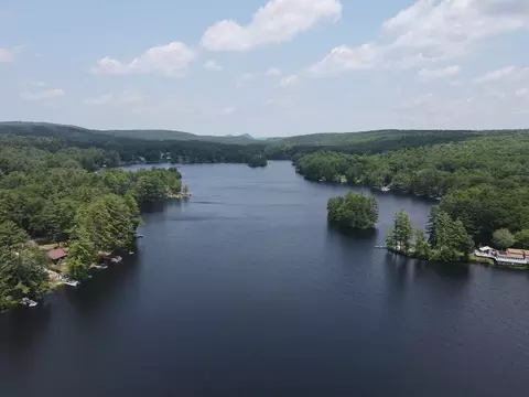392 Monson Turnpike Rd, Ware, MA 01082 photo 3