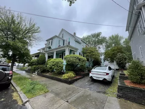 115 Eastern Ave, Lynn, MA 01902 photo 2