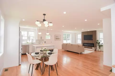 73 Trowbridge St # A, Belmont, MA 02478
