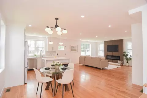 73 Trowbridge St # B, Belmont, MA 02478
