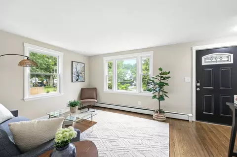 147 Quaker St, Springfield, MA 01118 photo 6
