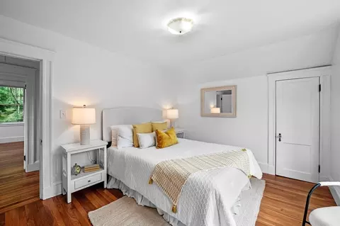 Bedroom - 33 Intervale Ave, Saugus, MA 01906 photo 2 of 5