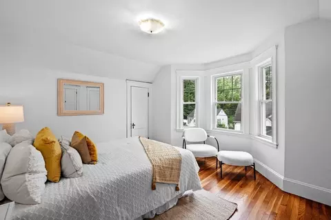 Bedroom - 33 Intervale Ave, Saugus, MA 01906 photo 1 of 5