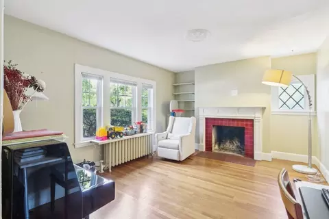 127 Sumner Rd #1, Brookline, MA 02445 photo 2