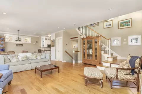 10 Risley Rd, Marblehead, MA 01945 photo 4