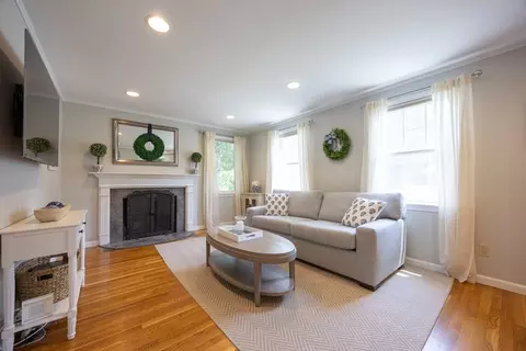 68 Smith Ave, Walpole, MA 02081 photo 6
