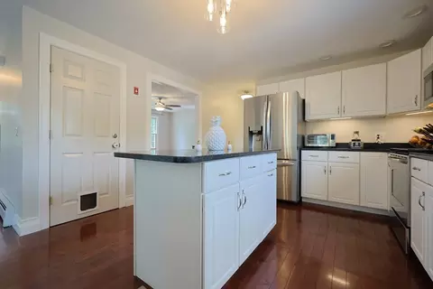 38 Etre Dr, Worcester, MA 01604 photo 5