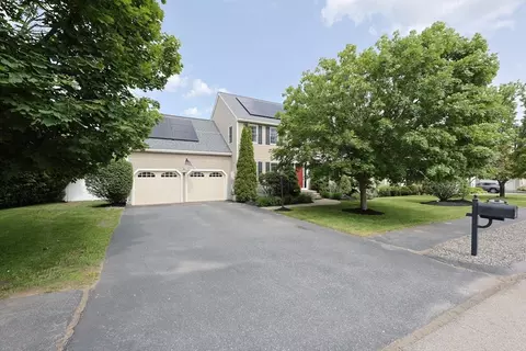 38 Etre Dr, Worcester, MA 01604 photo 2