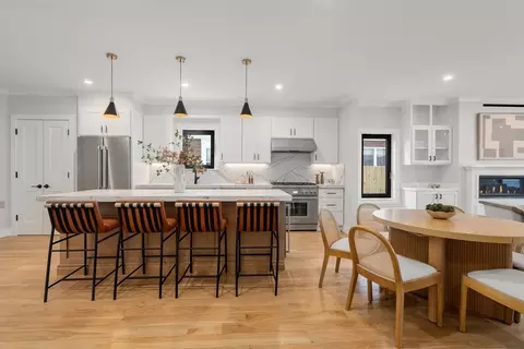 832 E 3rd #A, Boston, MA 02127 photo 7