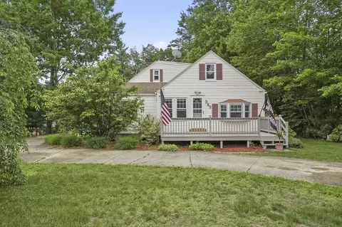 389 State Rd, Baldwinville, MA 01436