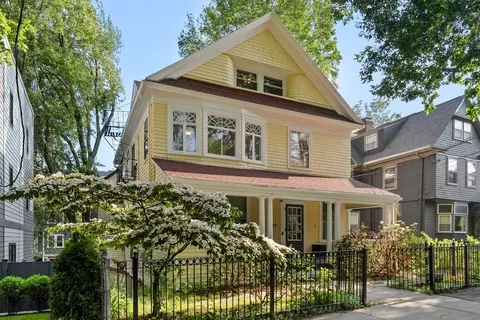 157 Aspinwall, Brookline, MA 02445 photo 2