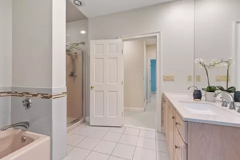 Bath - 151 Pope Rd, Acton, MA 01720 photo 5 of 6