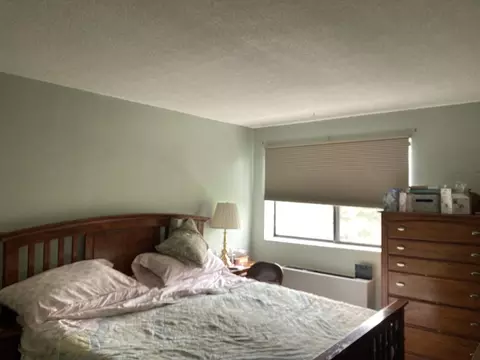 Bedroom - 2 Summit #68, Reading, MA 01867 photo 1 of 2