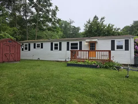 1990 Massachusetts Ave #7, Lunenburg, MA 01462
