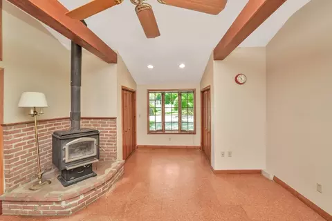 2 Catherine Rd, Framingham, MA 01701 photo 12