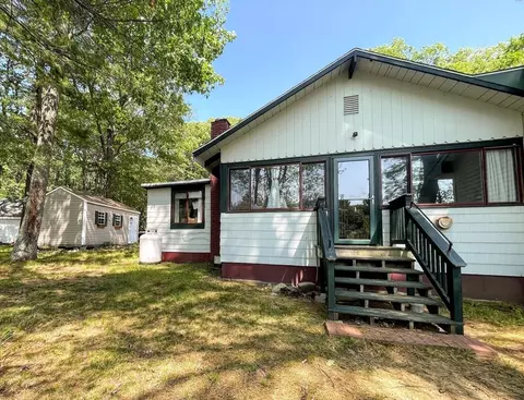 Exterior - 5 Maguire Rd, Ashburnham, MA 01430 photo 3 of 5