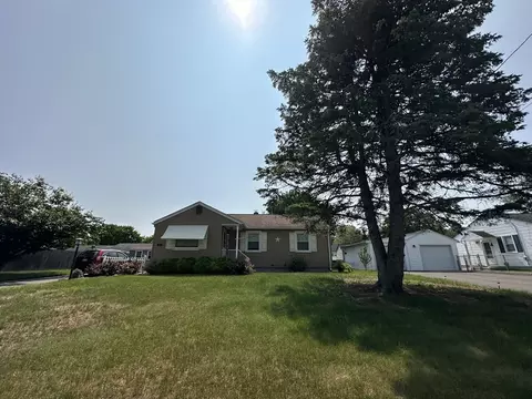 103 Gelinas, Chicopee, MA 01020
