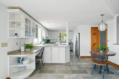 45 Phillips Rd, Buzzards Bay, MA 02532 photo 19