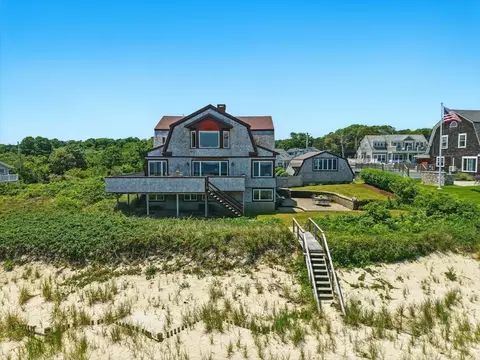 45 Phillips Rd, Buzzards Bay, MA 02532 photo 6