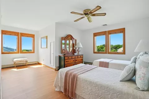 45 Phillips Rd, Buzzards Bay, MA 02532 photo 30