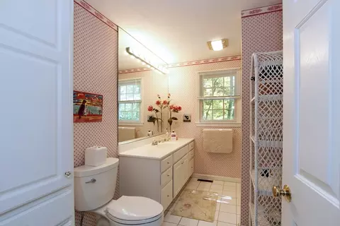 18 Periwinkle Ln, Mashpee, MA 02649 photo 17