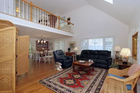 18 Periwinkle Ln, Mashpee, MA 02649 photo 8