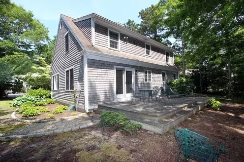 18 Periwinkle Ln, Mashpee, MA 02649 photo 25