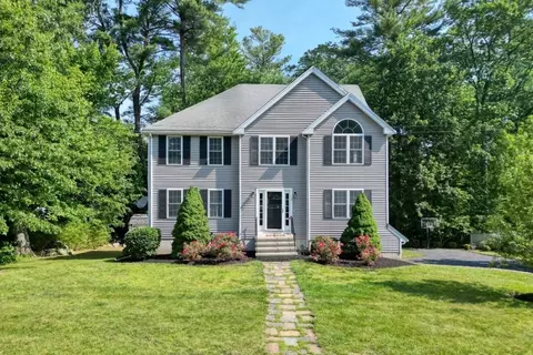 2 Dalton Ter, Holbrook, MA 02343