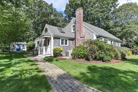 4 Wildwood Ave, Harwich, MA 02645