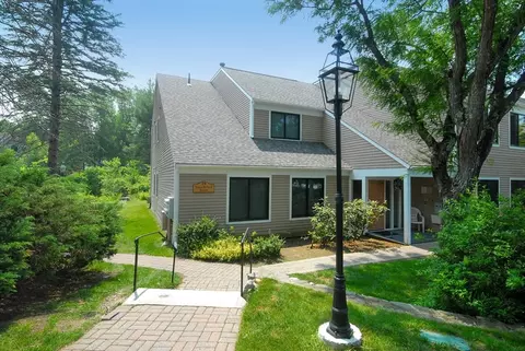 19 Concord Greene #3, Concord, MA 01742