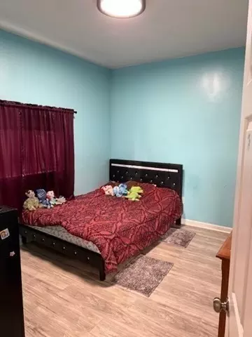 Bedroom - 10 Byron St, Worcester, MA 01605 photo 3 of 8