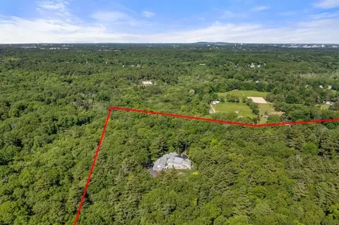 32-70 Lazell St, Hingham, MA 02043 photo 2