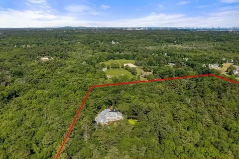 32-70 Lazell St, Hingham, MA 02043 photo 4