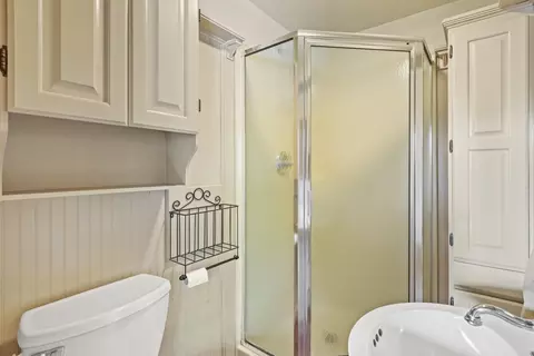 20 Houghton St, Webster, MA 01570 photo 12