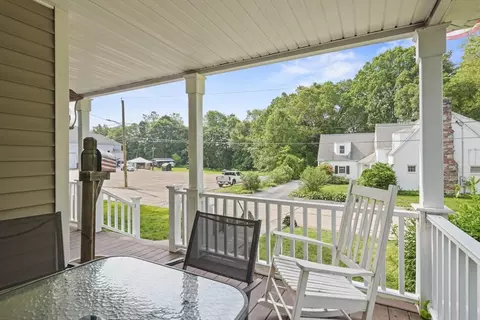 20 Houghton St, Webster, MA 01570 photo 4