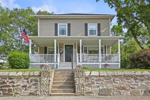 20 Houghton St, Webster, MA 01570