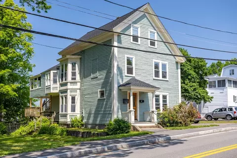 40 Washington St, Ayer, MA 01432