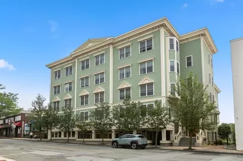426 Main St #206, Stoneham, MA 02180