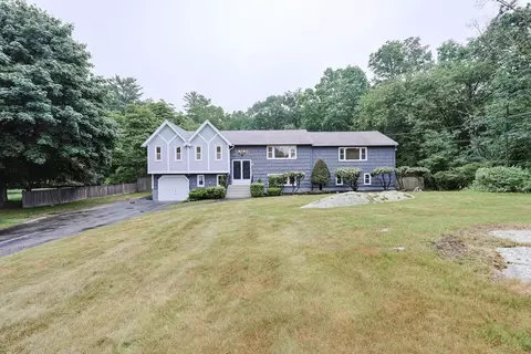 48 Macarthur, Stoughton, MA 02072
