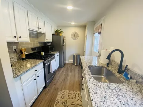 124 Kingston St #124, North Andover, MA 01845