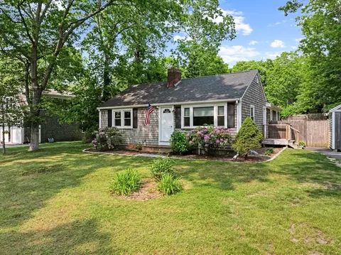42 Deer Hollow Rd, Sandwich, MA 02644