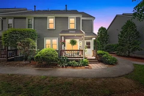 42 2nd Ave #40, North Attleboro, MA 02760
