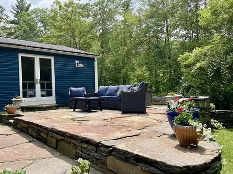 947 Burts Pit Rd, Northampton, MA 01062 photo 8