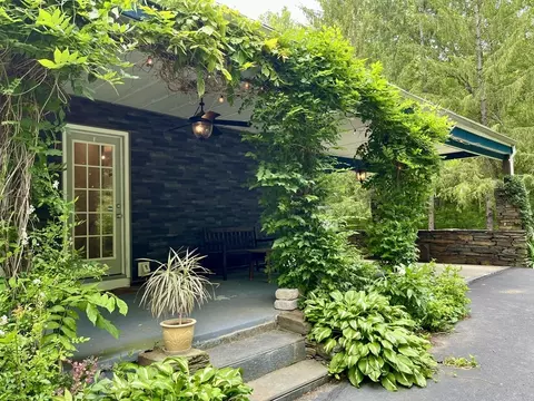 947 Burts Pit Rd, Northampton, MA 01062 photo 14